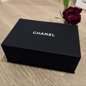 Authentic CHANEL 2.55 Box **BRAND NEW**